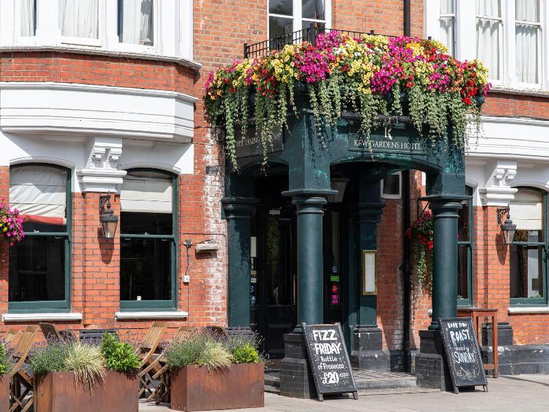 Kew Gardens Hotel image