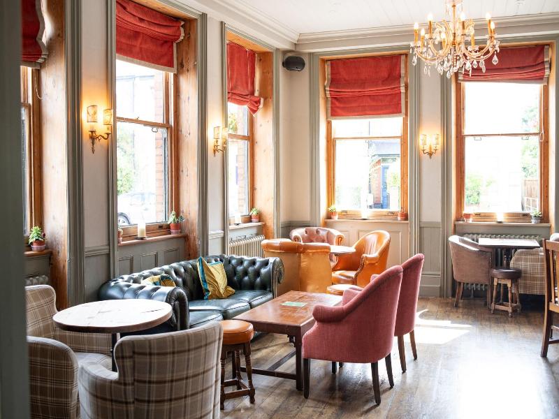 Kew Gardens Hotel image