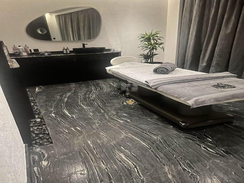 Century Marina Hotel Lusail image