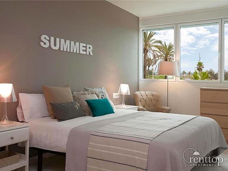 Rent Top Apartments Diagonal Mar image