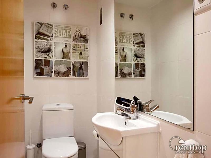 Rent Top Apartments Diagonal Mar image