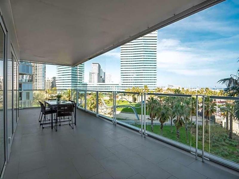 Rent Top Apartments Diagonal Mar image