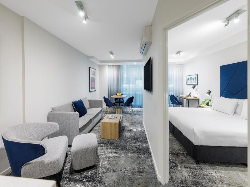 Brady Apartment Hotel Flinders Street image