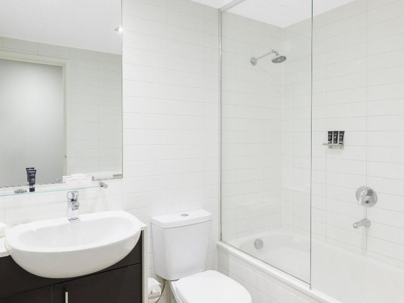 Brady Apartment Hotel Flinders Street image