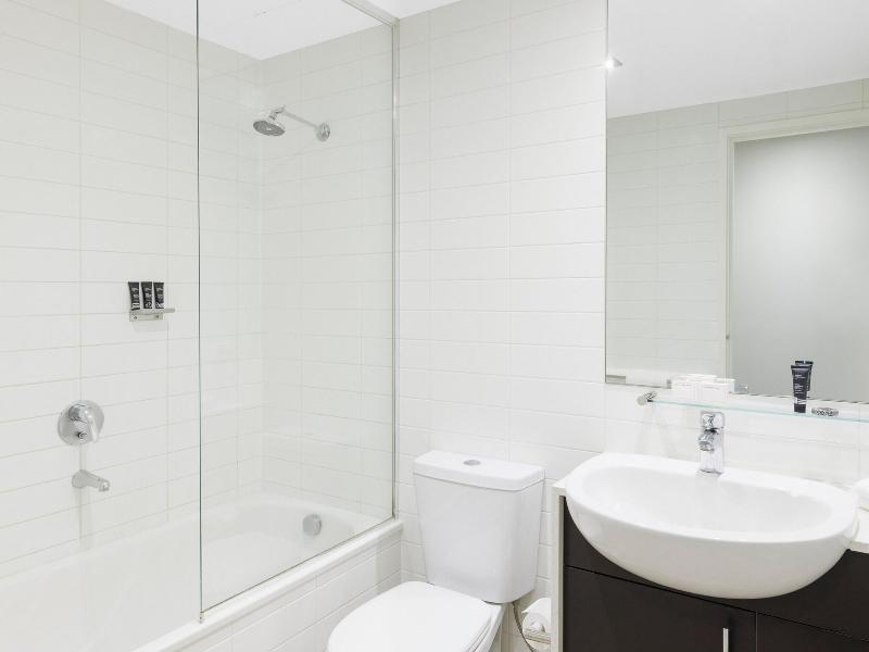 Brady Apartment Hotel Flinders Street image