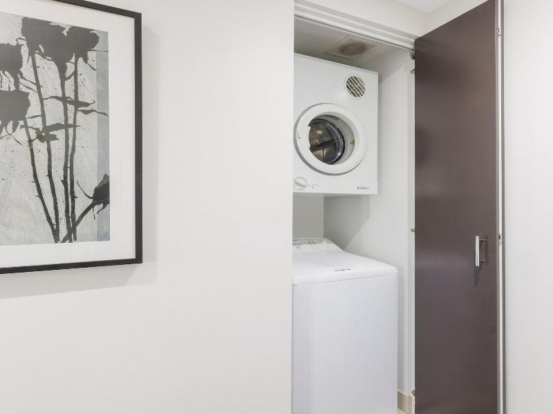 Brady Apartment Hotel Flinders Street image