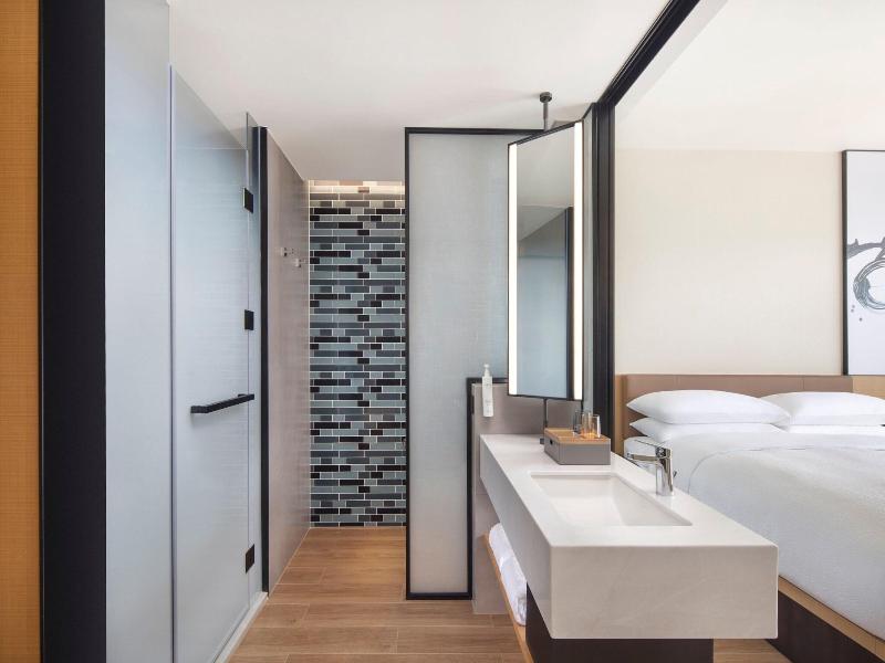 Fairfield BY Marriott Shenzhen Dameisha image