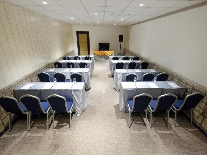 Cebu Quincentennial Hotel Powered By Cocotel image