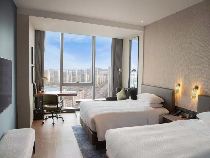 Four Points By Sheraton Yantai image