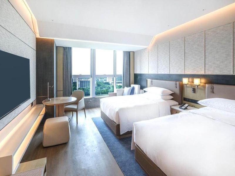 Luoyang Marriott Hotel image