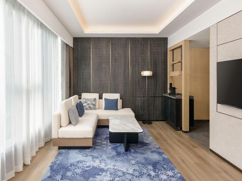 Luoyang Marriott Hotel image