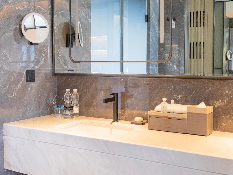 Luoyang Marriott Hotel image