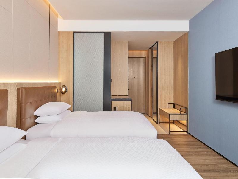 Four Points By Sheraton Huzhou image