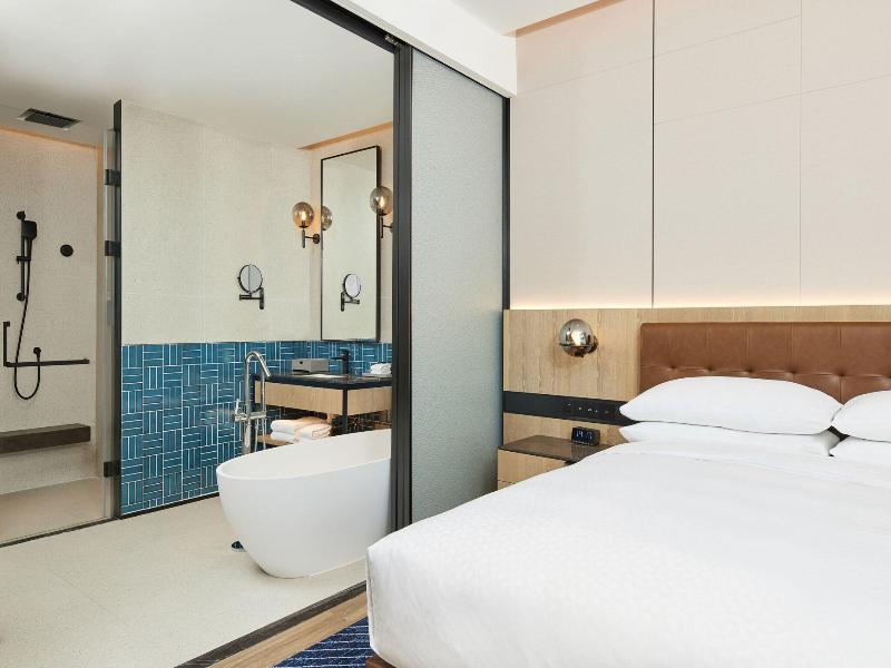 Four Points By Sheraton Huzhou image
