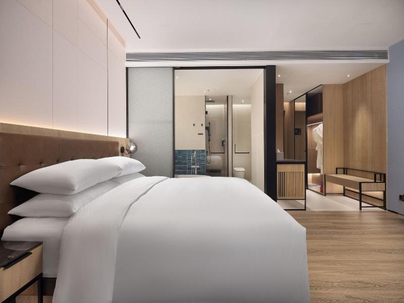 Four Points By Sheraton Huzhou image