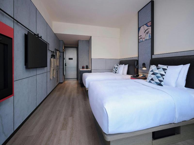 Moxy Ningbo Old Bund image