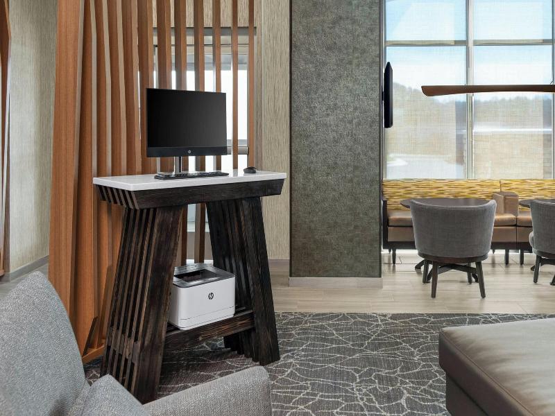 Springhill Suites By Marriott Raleigh Garner image