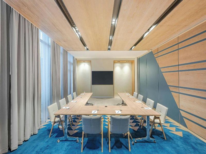 Four Points By Sheraton King Abdulaziz image