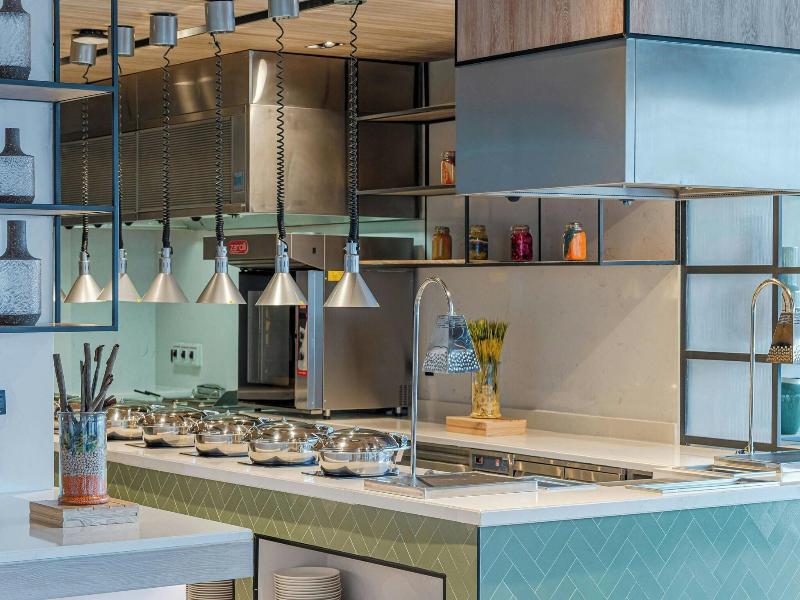 Four Points By Sheraton King Abdulaziz image