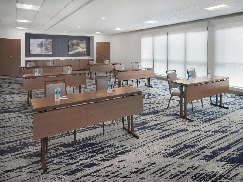 Towneplace Suites By Marriott Columbus