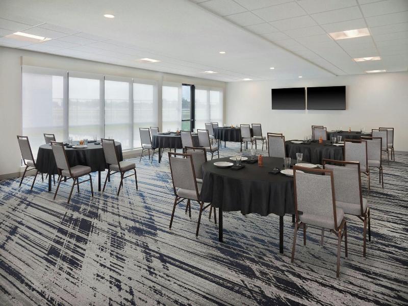 Towneplace Suites By Marriott Columbus