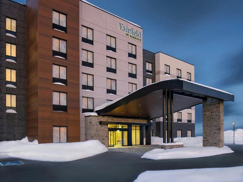 Fairfield Inn Suites Gravenhurst Muskoka image