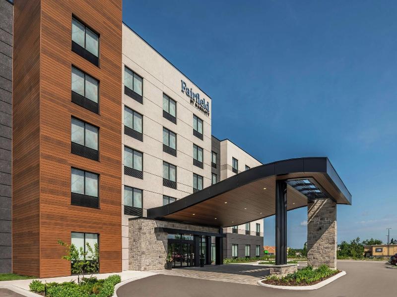 Fairfield Inn Suites Gravenhurst Muskoka image