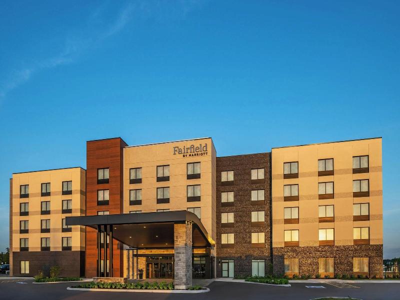 Fairfield Inn Suites Gravenhurst Muskoka image