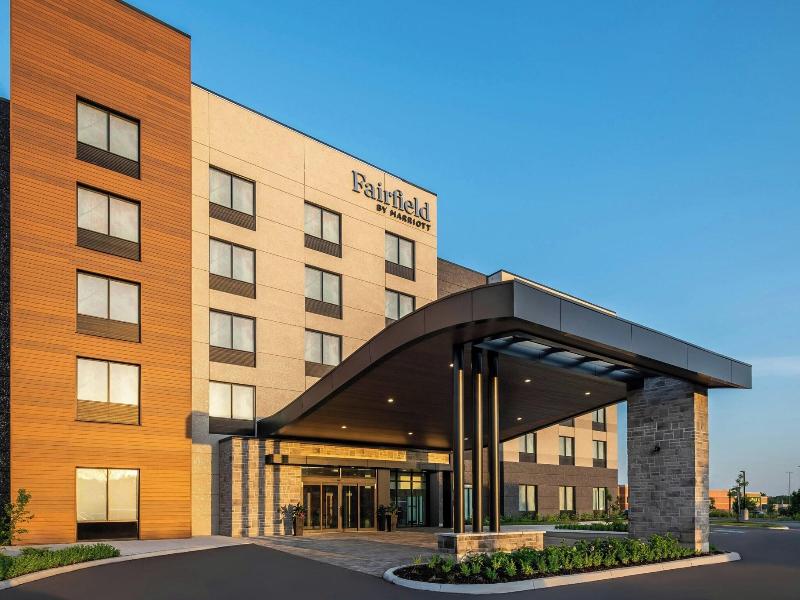 Fairfield Inn Suites Gravenhurst Muskoka image