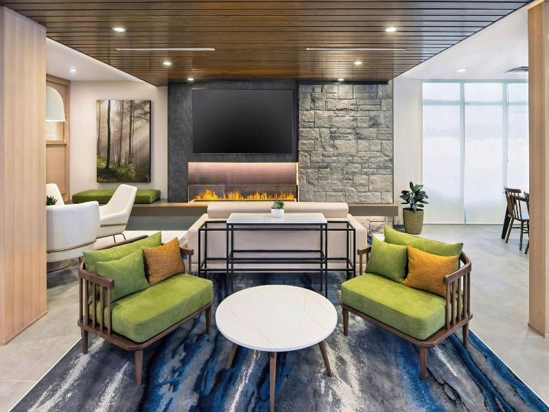 Fairfield Inn Suites Gravenhurst Muskoka image