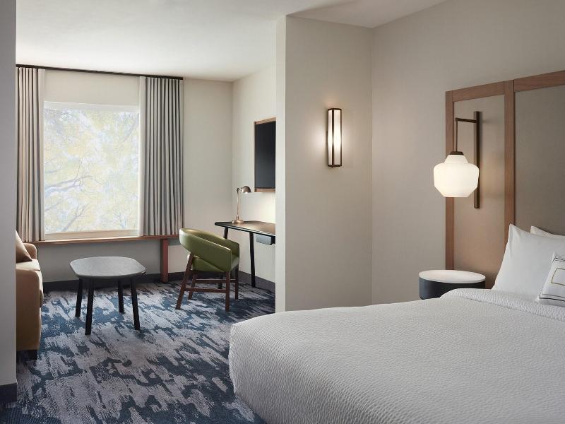 Fairfield Inn Suites Gravenhurst Muskoka image