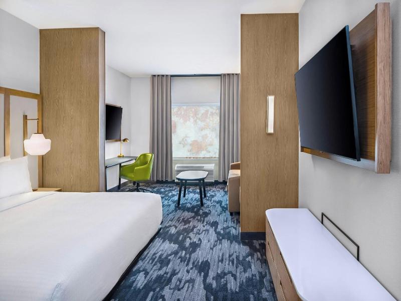 Fairfield Inn Suites Gravenhurst Muskoka image