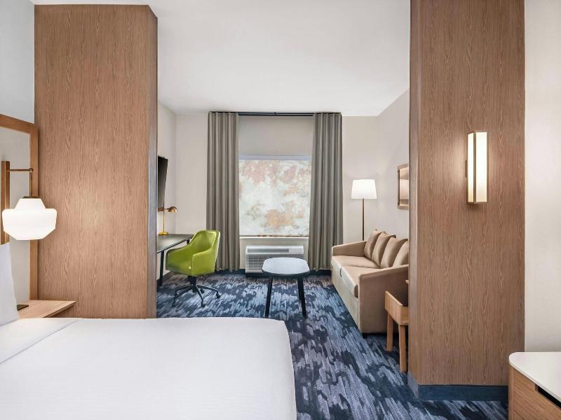 Fairfield Inn Suites Gravenhurst Muskoka image