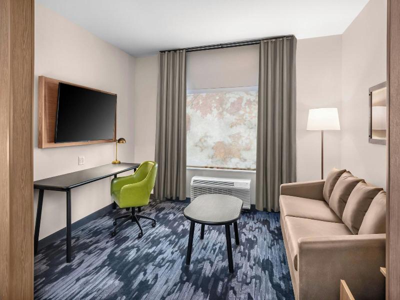 Fairfield Inn Suites Gravenhurst Muskoka image