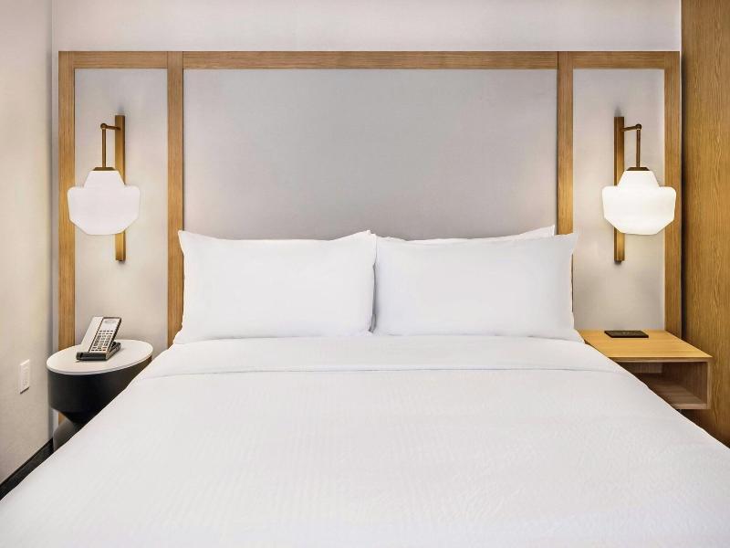 Fairfield Inn Suites Gravenhurst Muskoka image