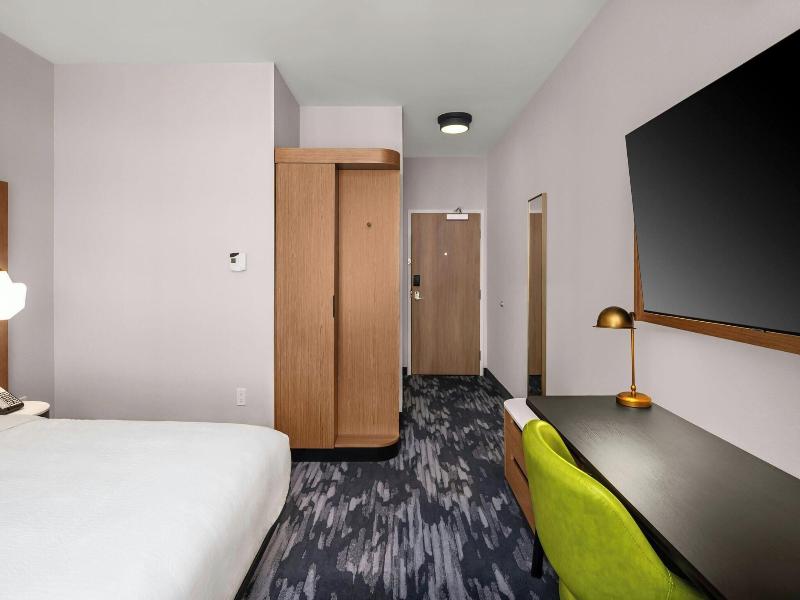 Fairfield Inn Suites Gravenhurst Muskoka image