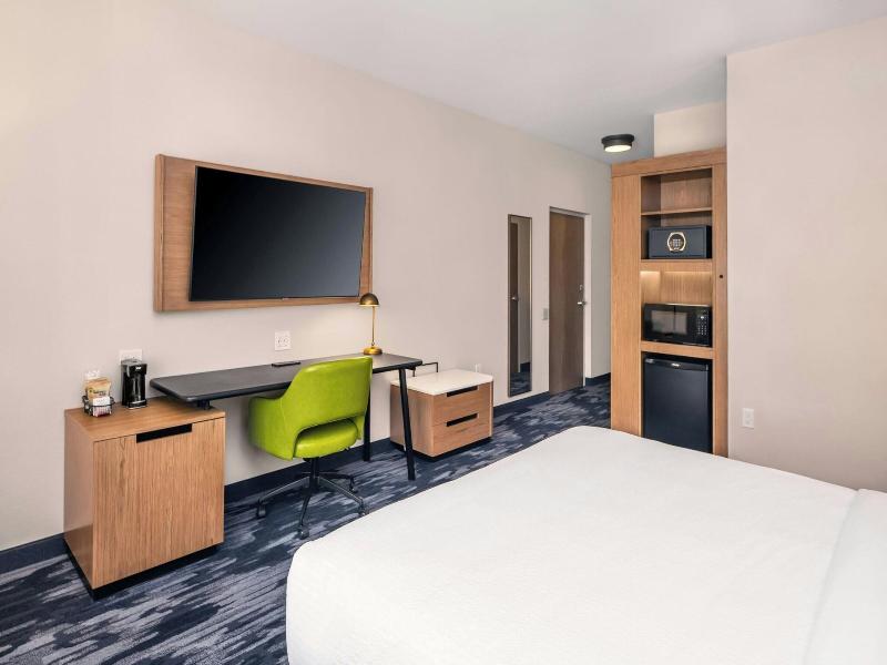 Fairfield Inn Suites Gravenhurst Muskoka image