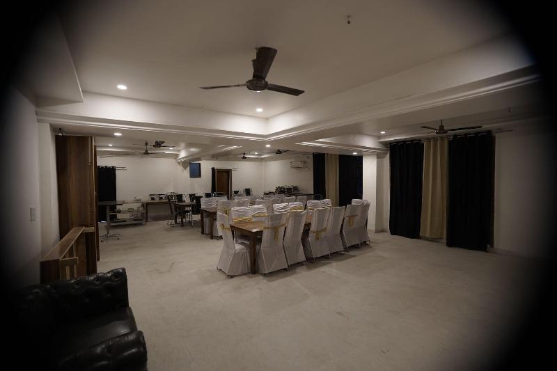 Hotel The Black Gold image