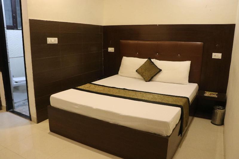 Hotel The Black Gold image