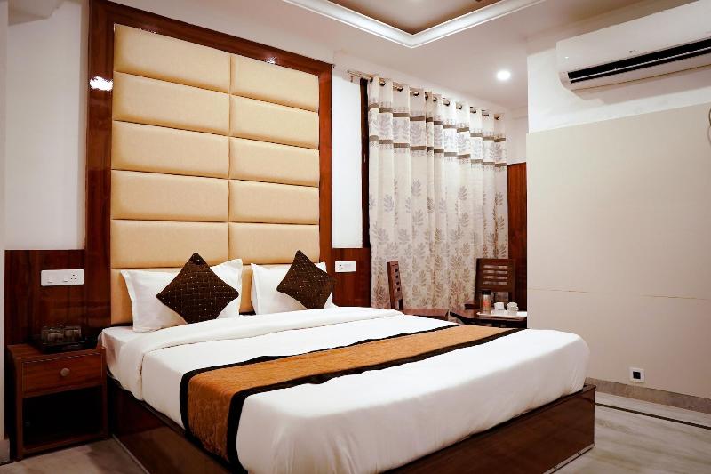 Hotel The Black Gold image