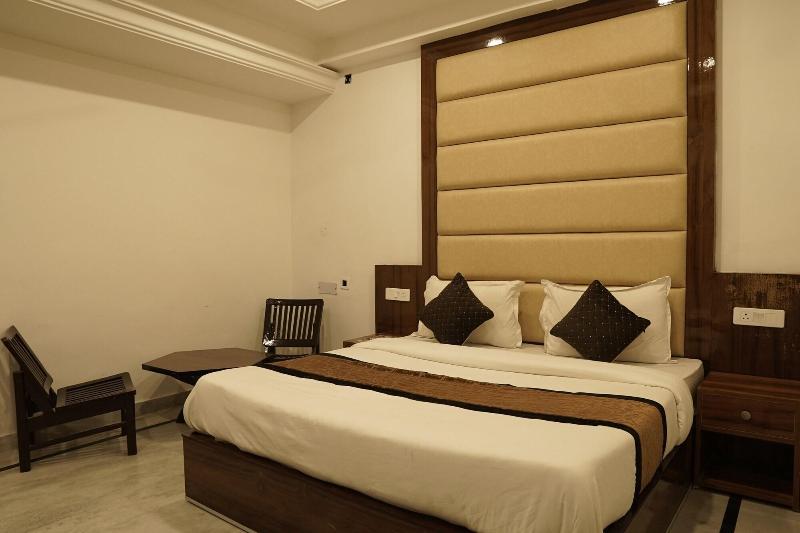 Hotel The Black Gold image