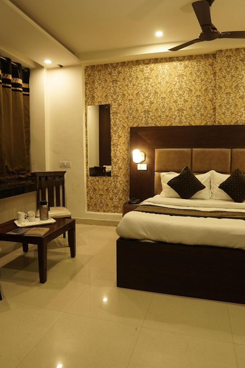 Hotel The Black Gold image