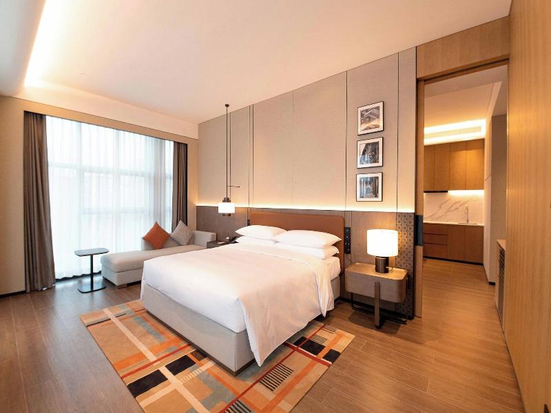 Courtyard By Marriott Nanning Wuxiang image