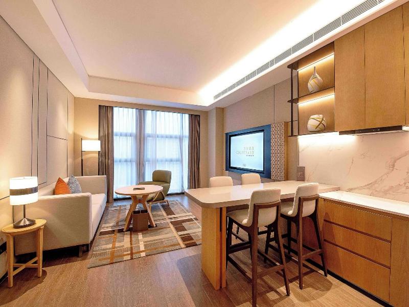 Courtyard By Marriott Nanning Wuxiang image