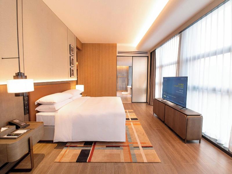 Courtyard By Marriott Nanning Wuxiang image