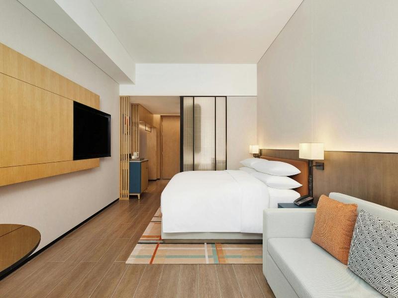 Courtyard By Marriott Nanning Wuxiang image