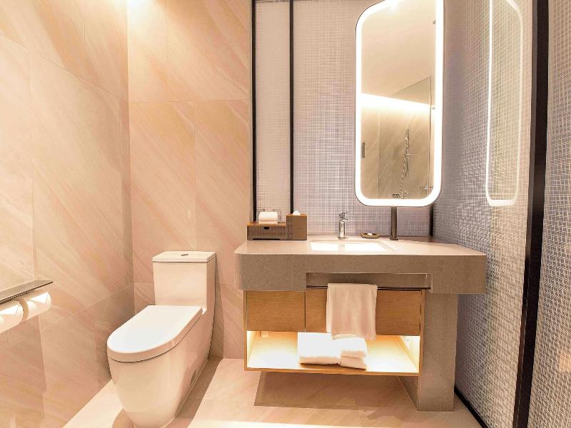 Courtyard By Marriott Nanning Wuxiang image
