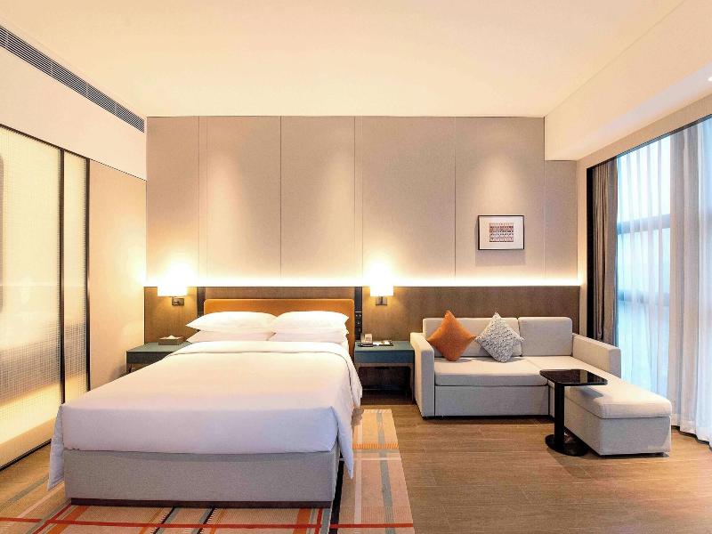 Courtyard By Marriott Nanning Wuxiang image