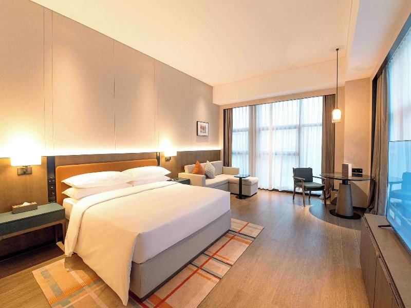Courtyard By Marriott Nanning Wuxiang image