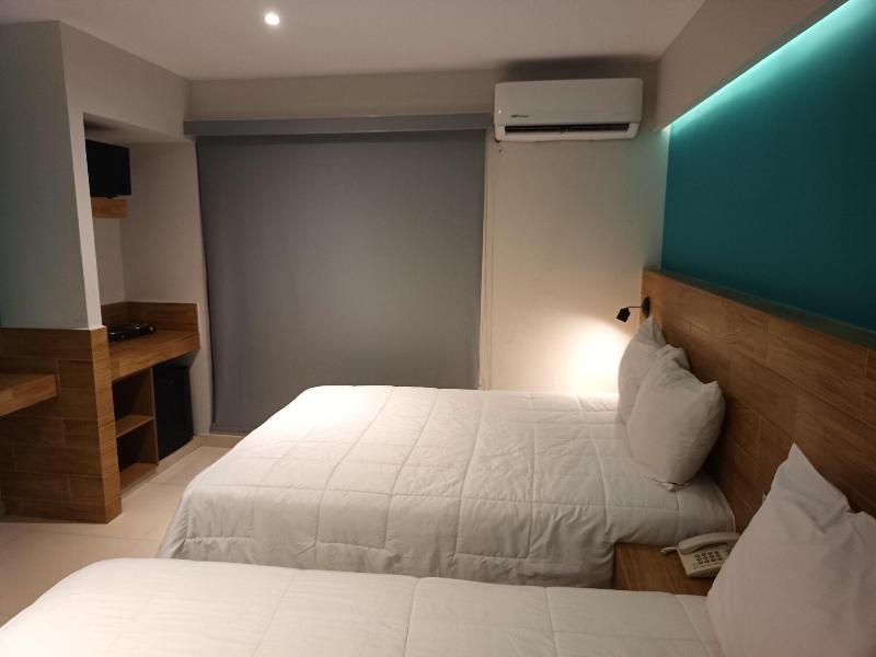 Hotel Kavia Mazatlán image